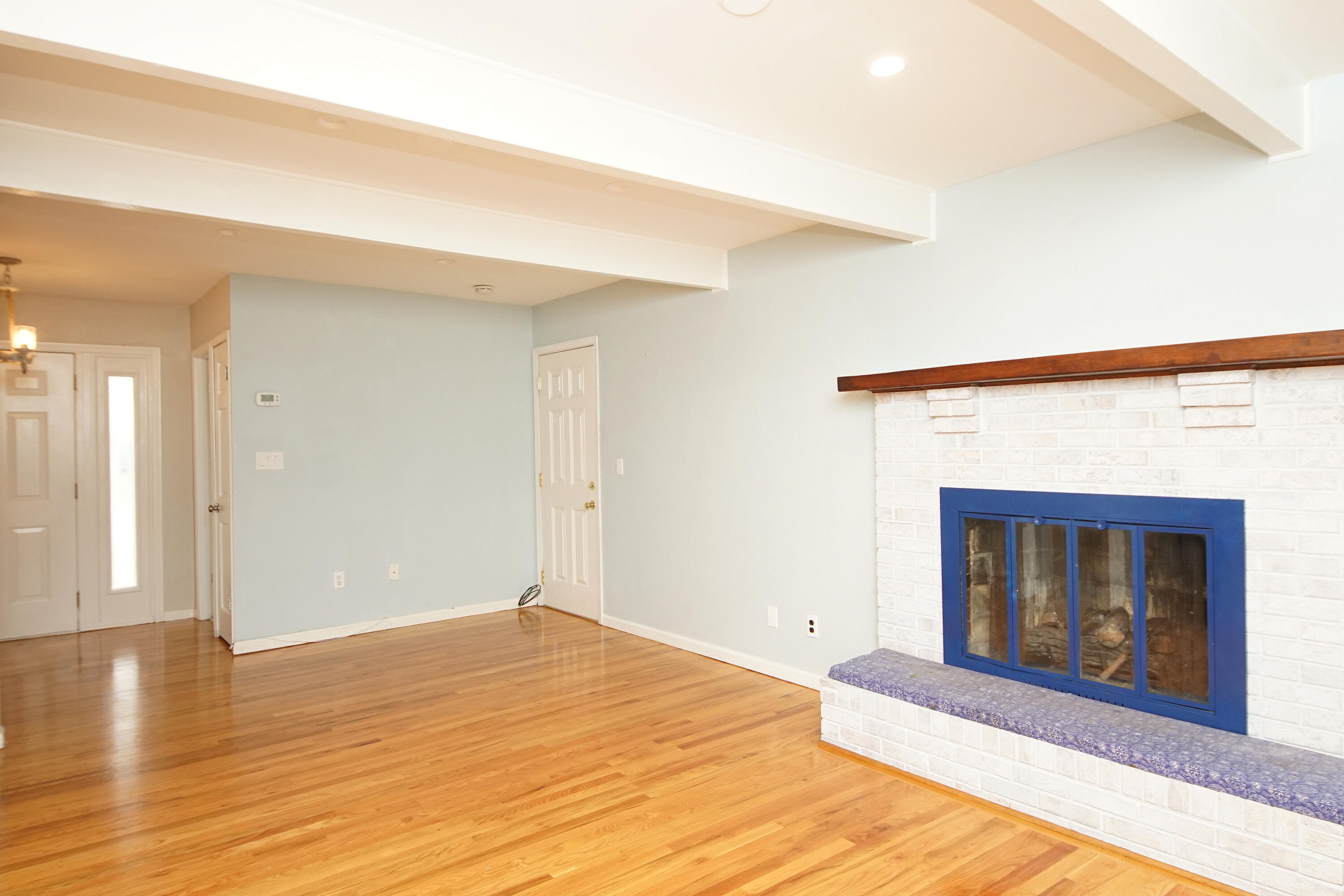 VALPARAISO PLAT 06 - Residential Lease