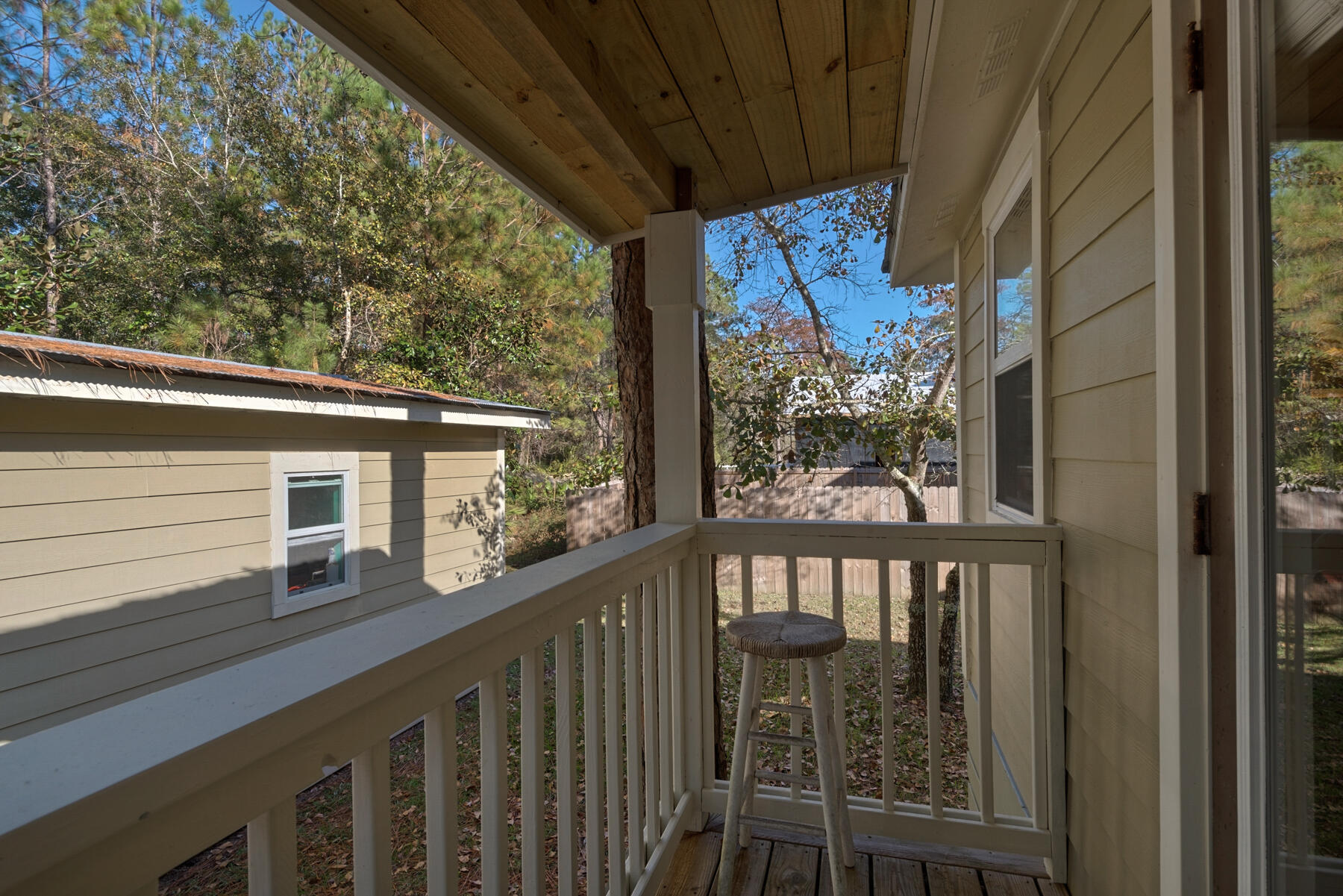 MAGNOLIA BEACH - Residential