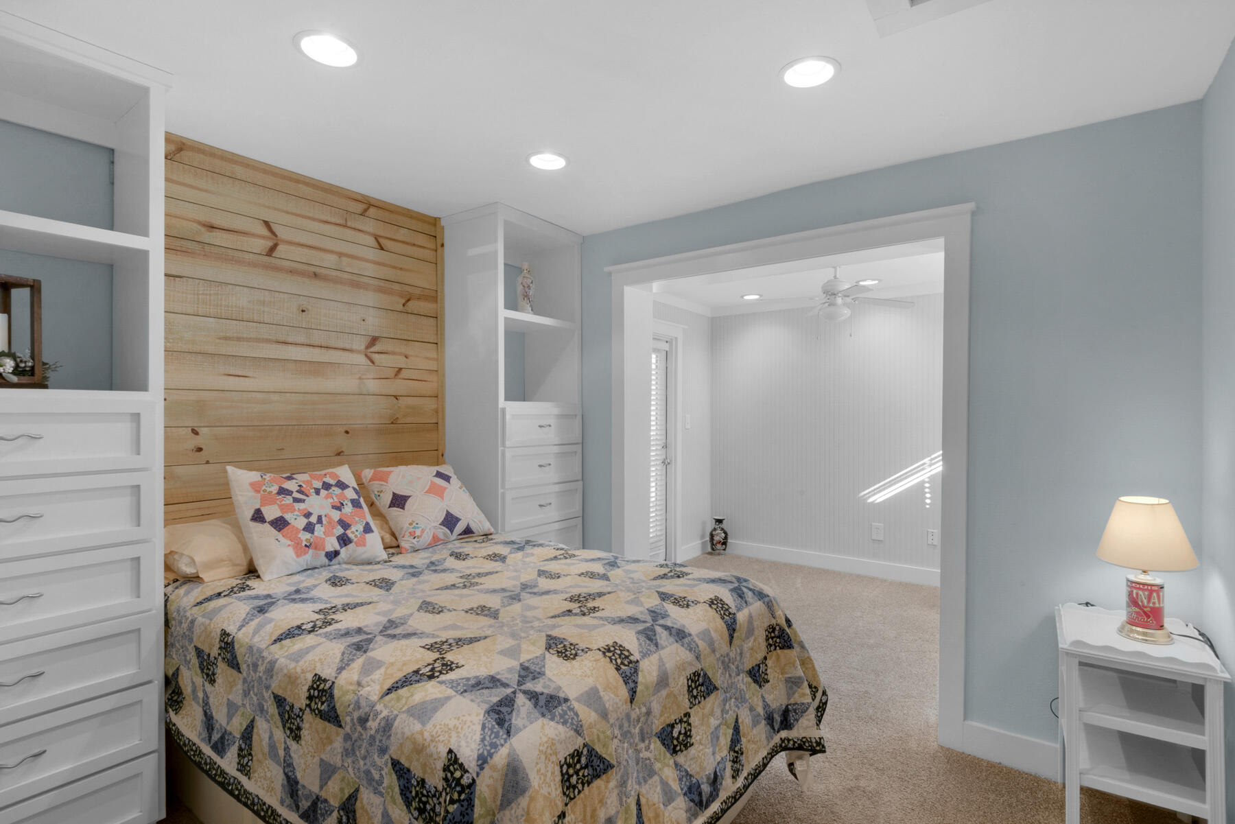 MAGNOLIA BEACH - Residential