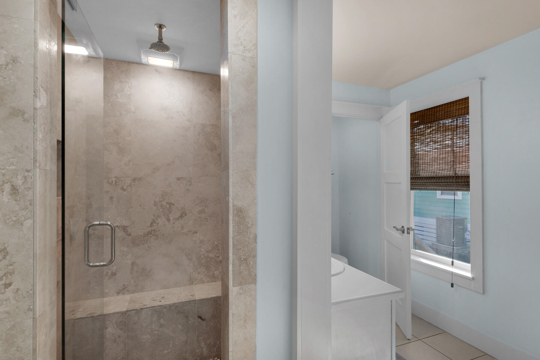 MAGNOLIA BEACH - Residential