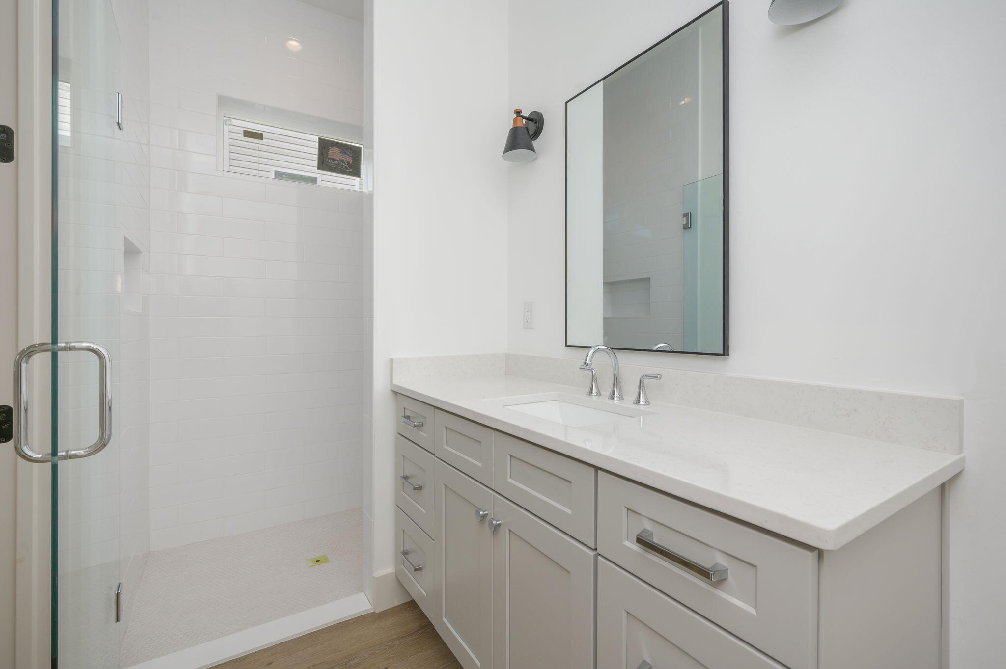 ENCHANTED ESTATES - Residential Lease