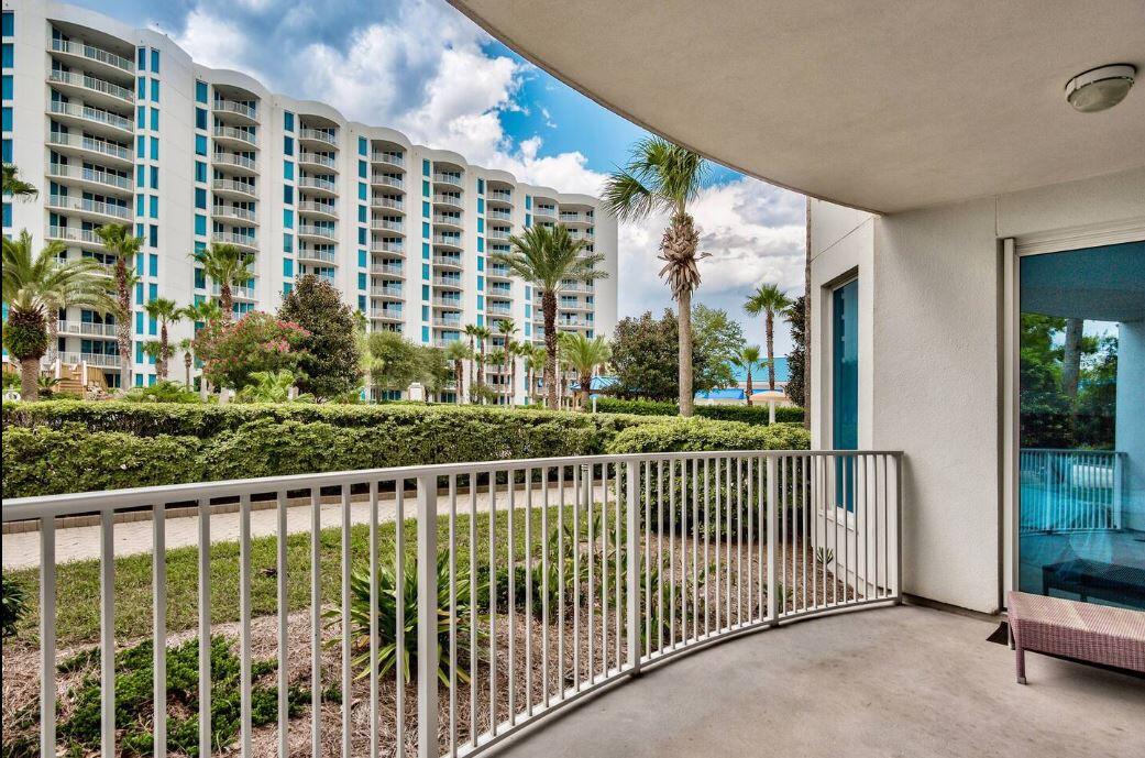 THE PALMS OF DESTIN - Residential