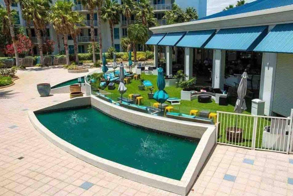THE PALMS OF DESTIN - Residential