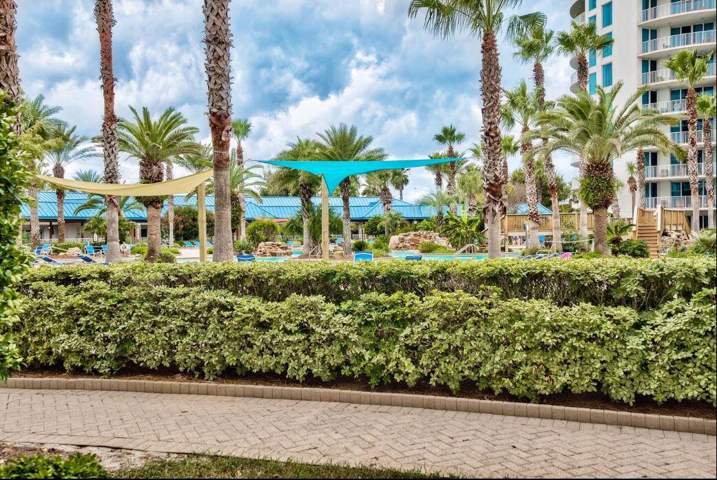 THE PALMS OF DESTIN - Residential