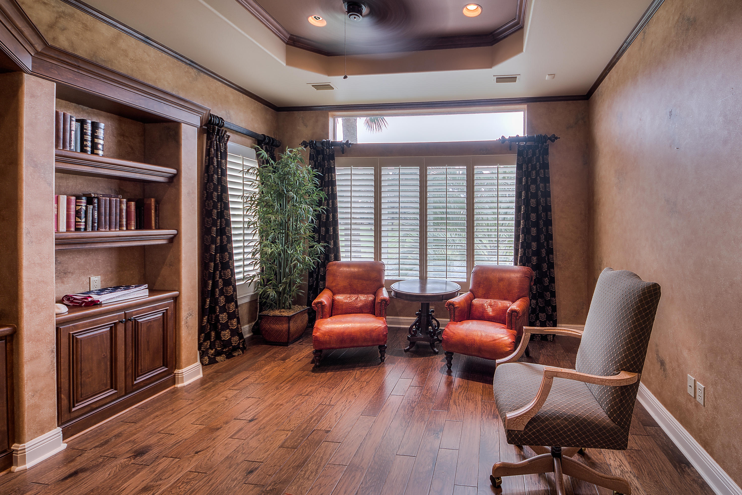 BURNT PINE - Residential