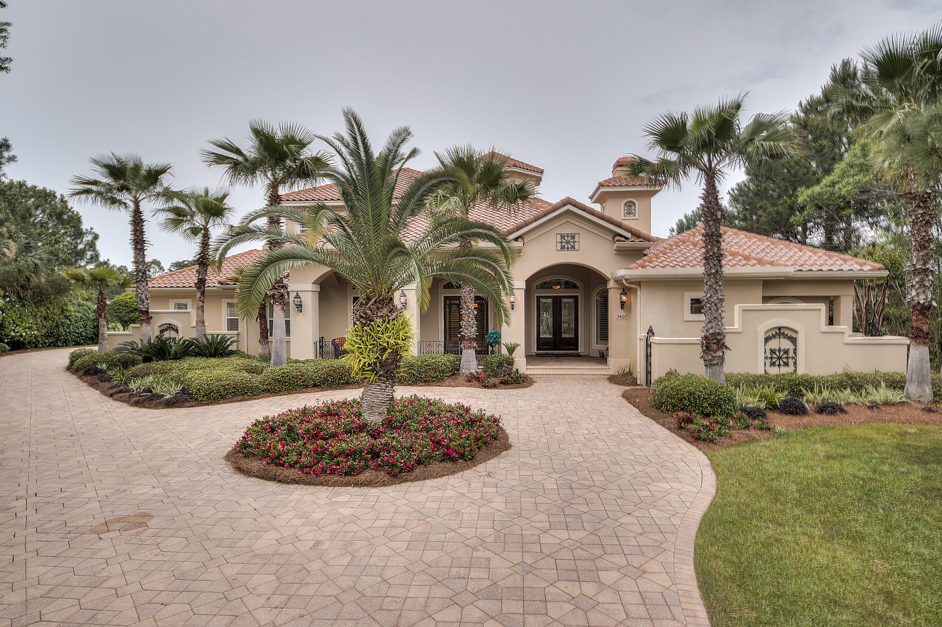 BURNT PINE - Residential