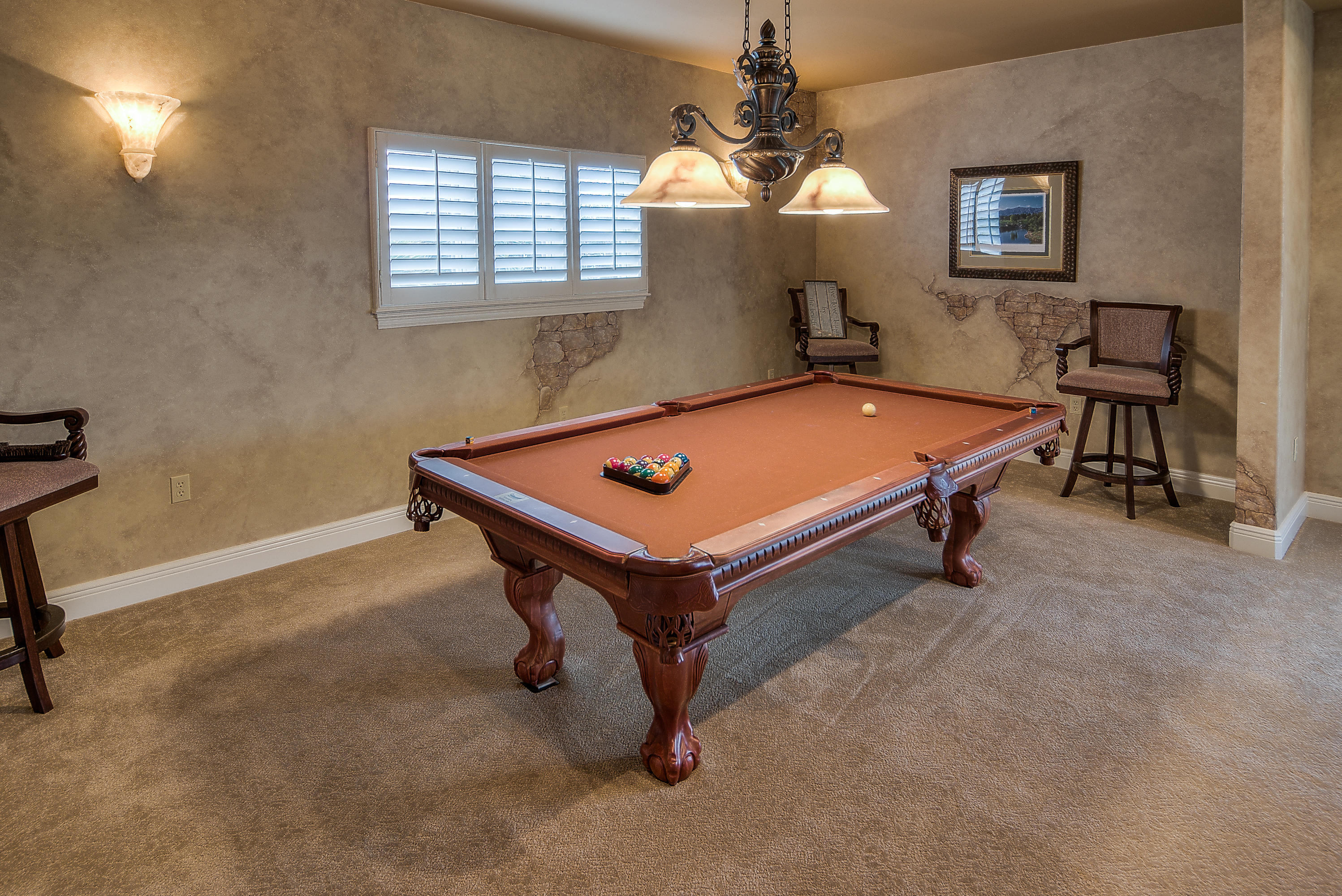 BURNT PINE - Residential