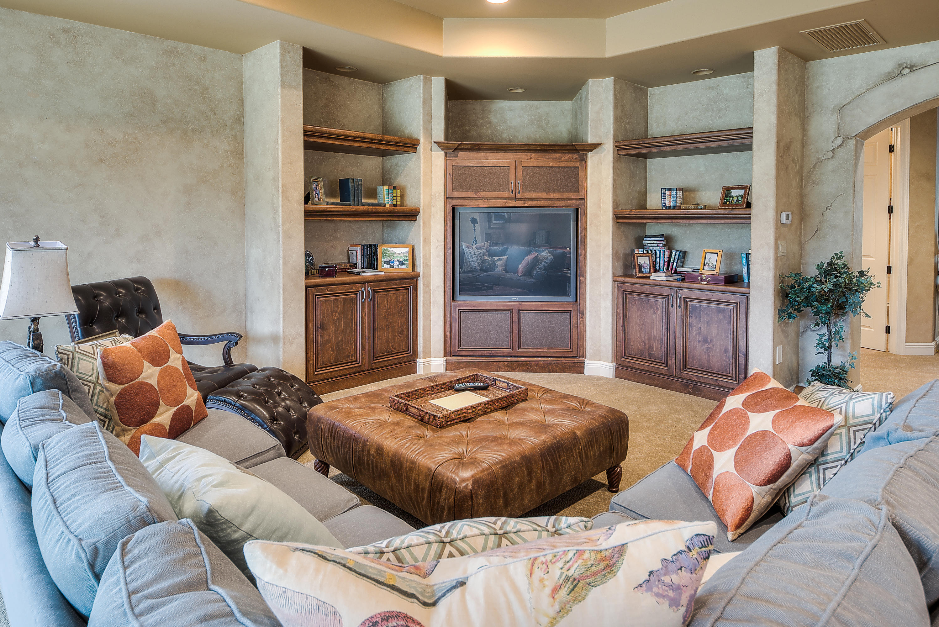 BURNT PINE - Residential