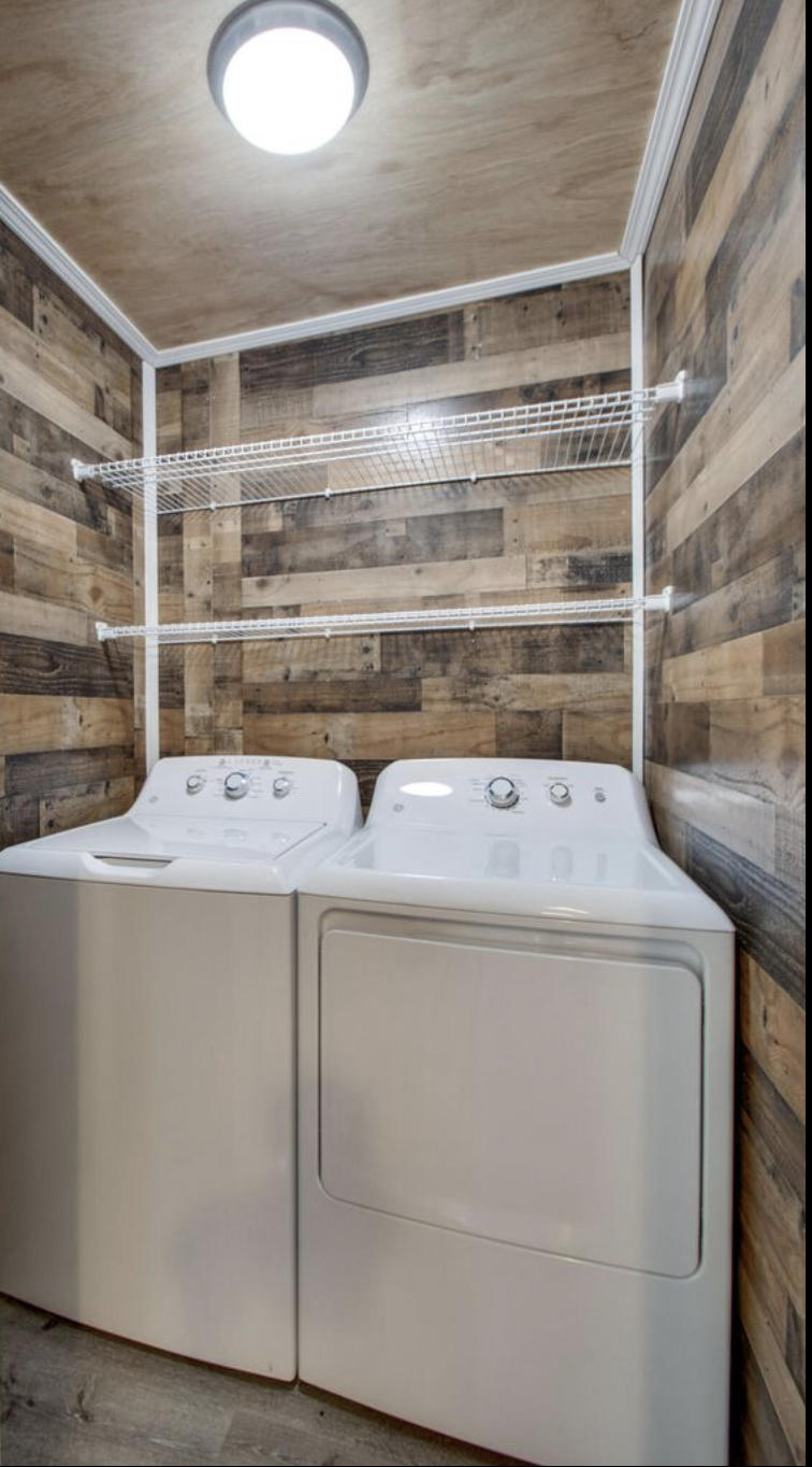 GARNIERS HEIGHTS 1ST ADDN - Residential