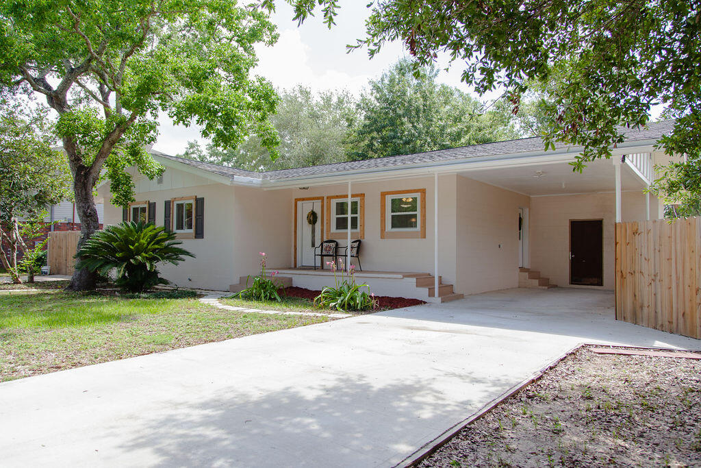 GARNIERS HEIGHTS 1ST ADDN - Residential