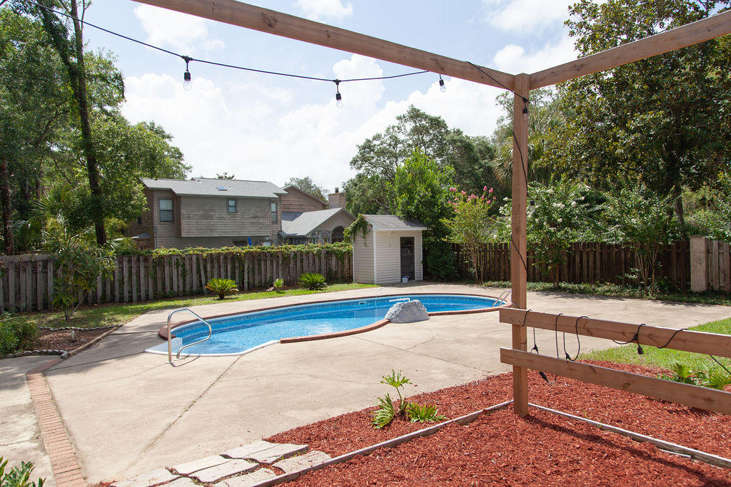 GARNIERS HEIGHTS 1ST ADDN - Residential