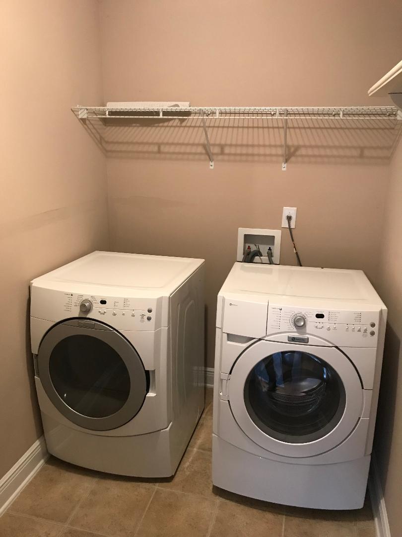 FOX VALLEY - Residential