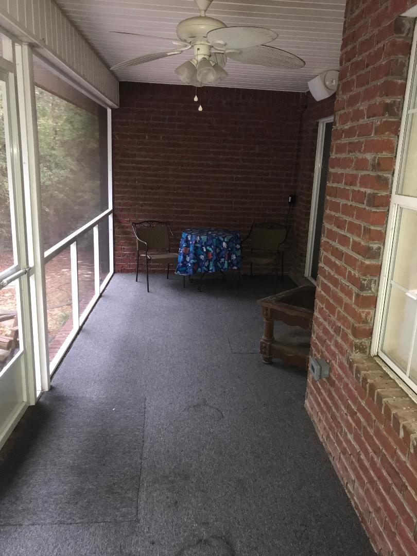 FOX VALLEY - Residential