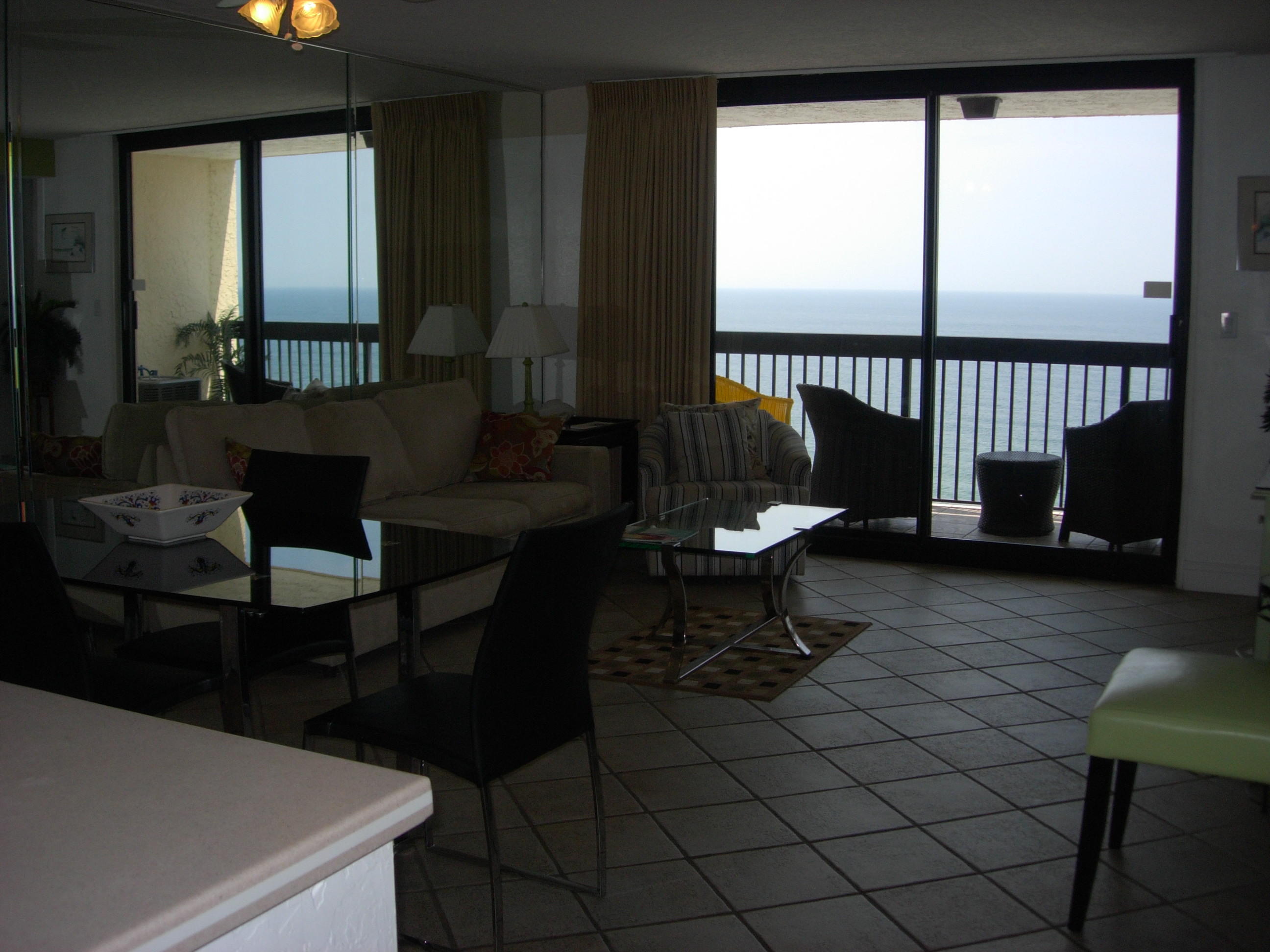 SUNDESTIN INTERNATIONAL CONDO - Residential