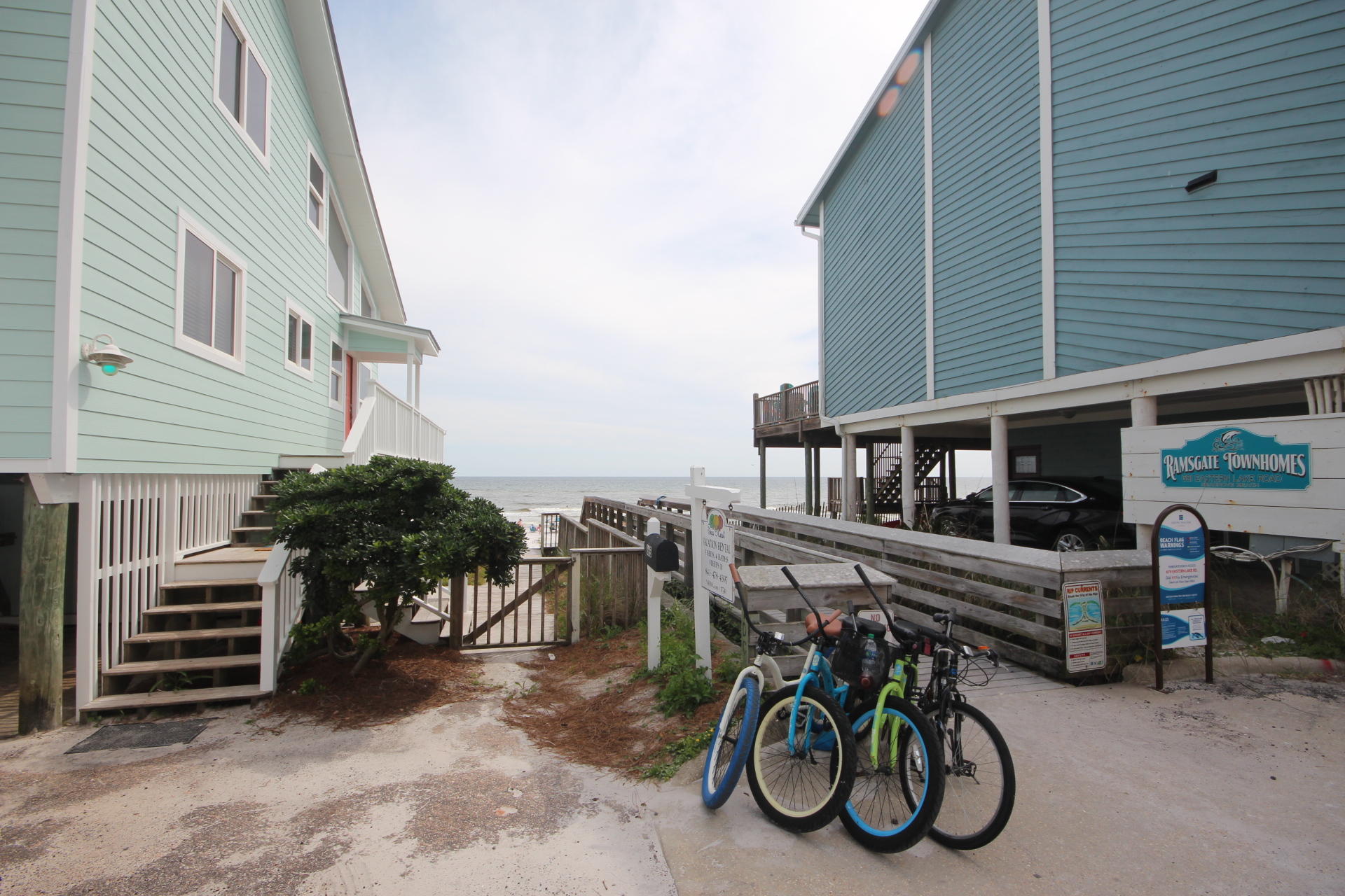 SUMMER'S EDGE - Residential