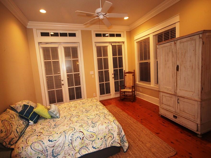 SUMMER'S EDGE - Residential