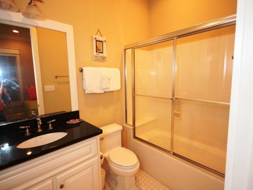 SUMMER'S EDGE - Residential