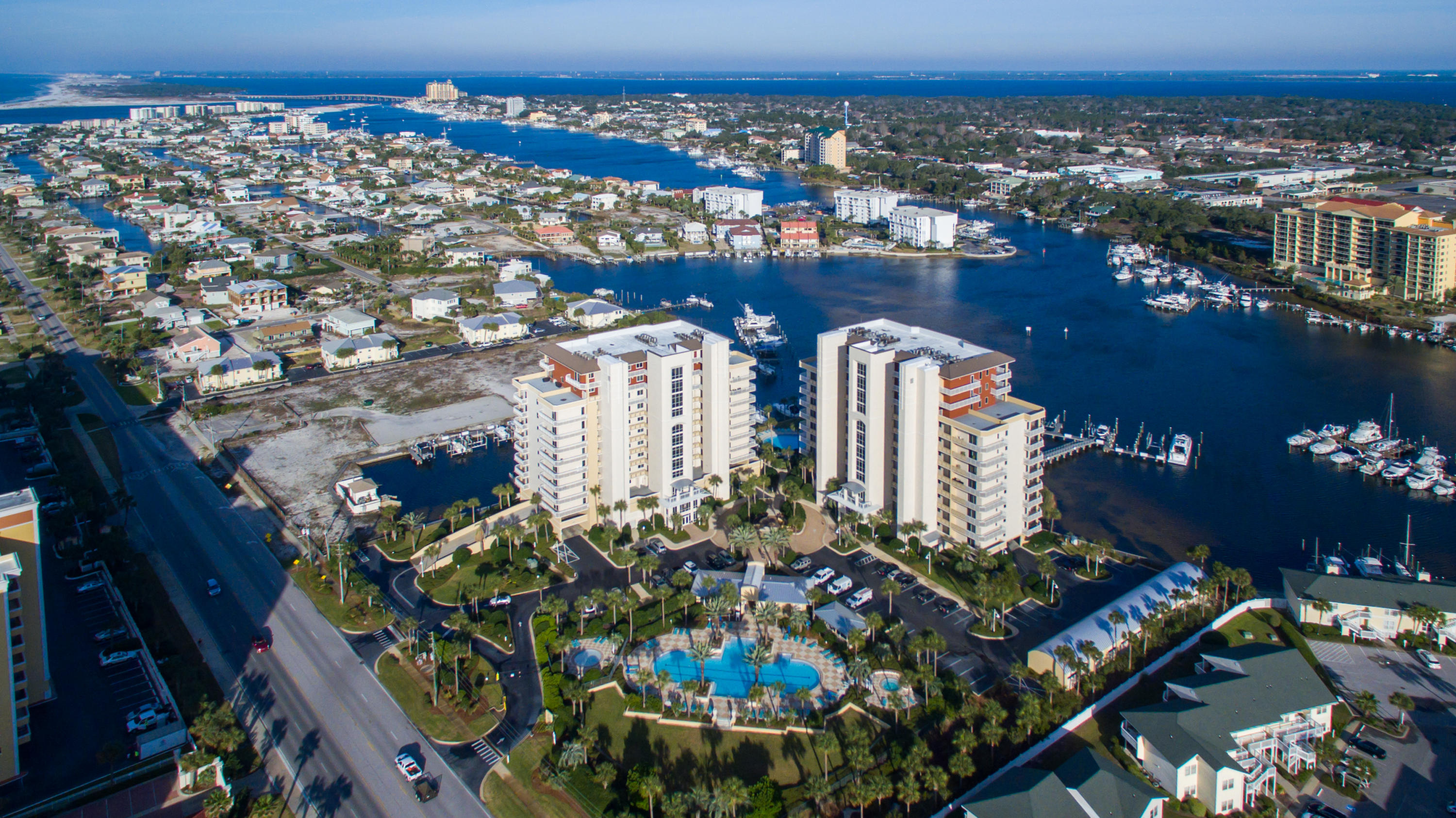 HARBOR LANDING - Residential