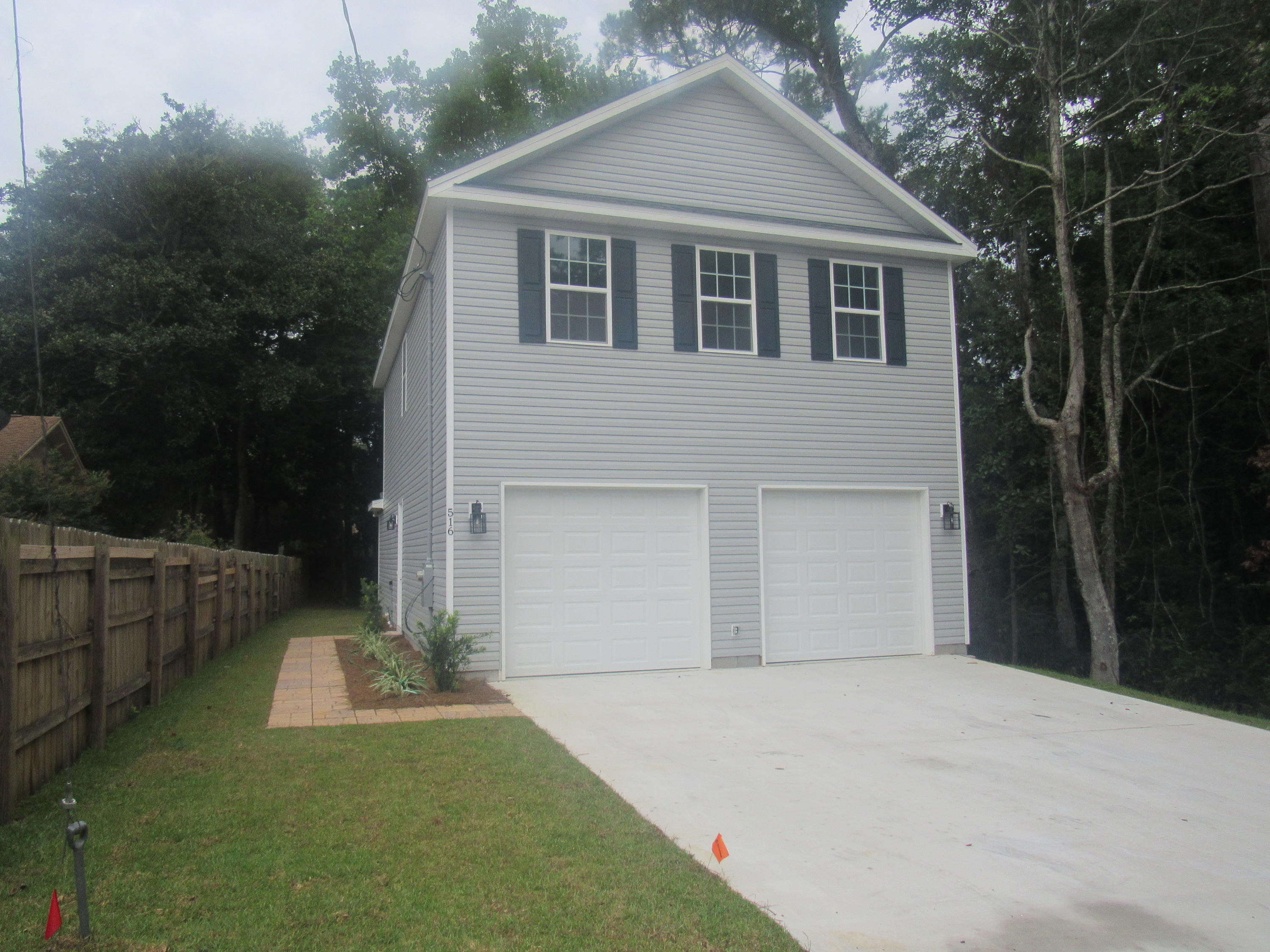 New Construction in Heart of Niceville! Beautiful 3 bedroom, 2.5 bath home. This home hosts: LVP flooring, granite counter tops, stainless steel appliances, open-concept living, , sprinkler system, 2 car garage. Located on a quaint street close to military bases, bayou, bay, shopping & restaurants! Buyer to verify all deemed important information. This home won't last!!