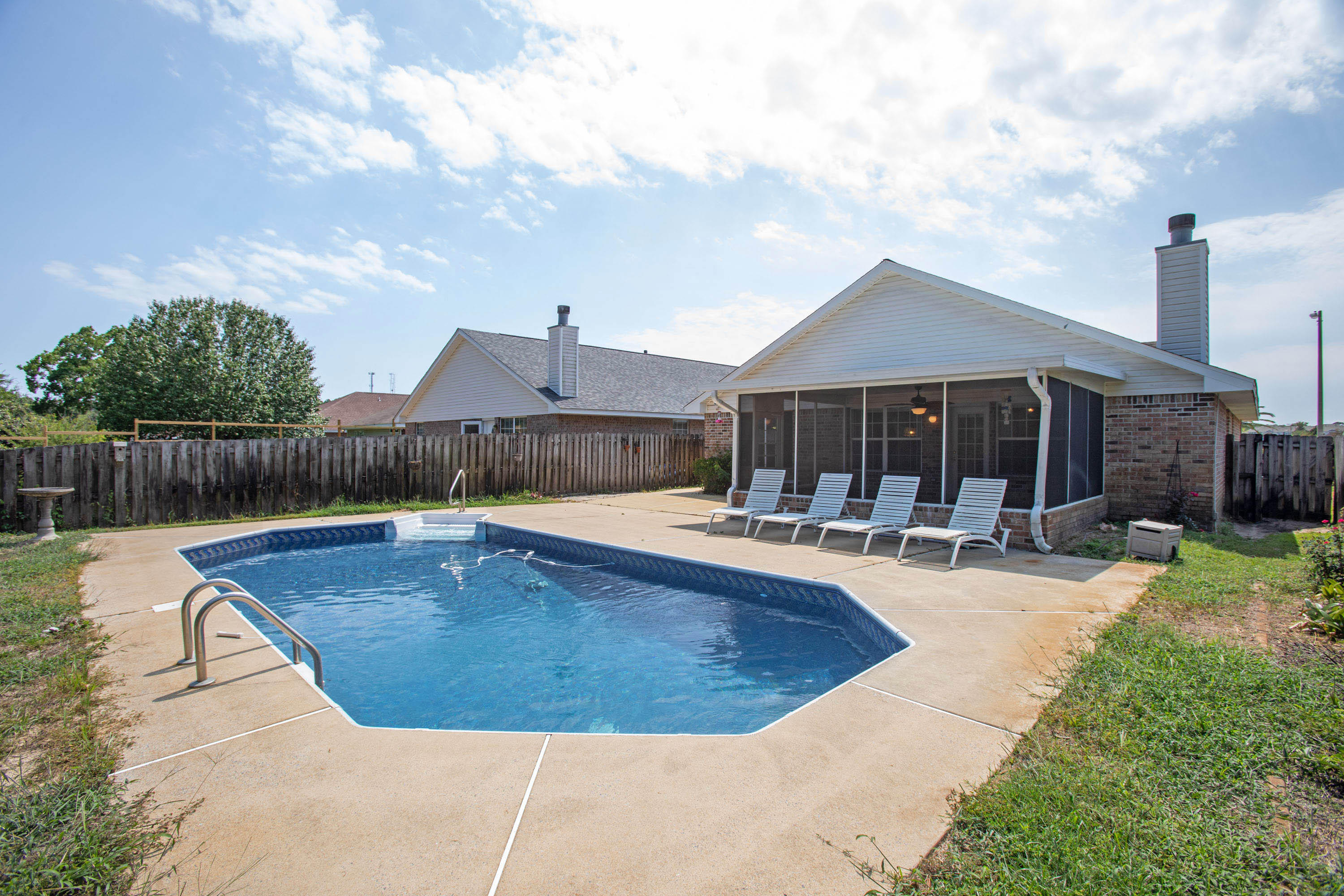 EMERALD VILLAGE S/D - Residential