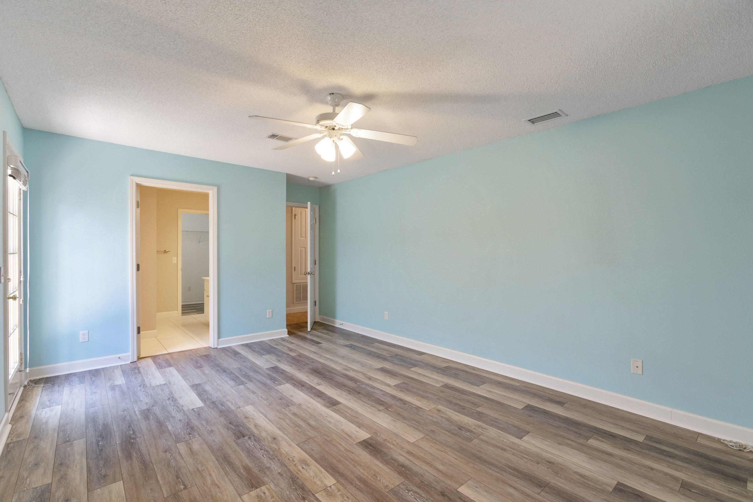 EMERALD VILLAGE S/D - Residential