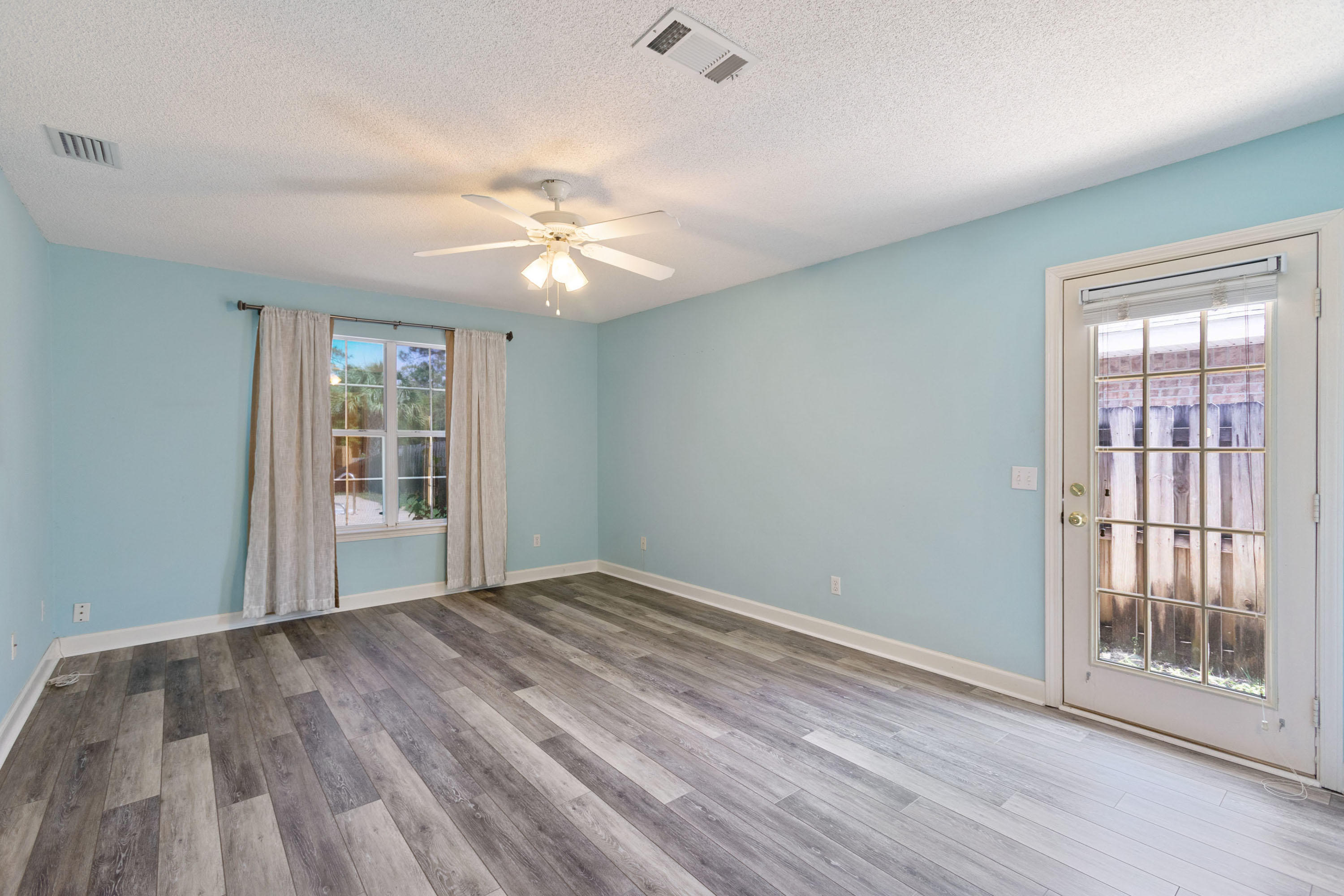 EMERALD VILLAGE S/D - Residential