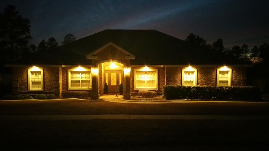 CUSTOM BUILT HOME - Nothing standard about this home! Check out this amazing 2135 square foot home built in 2011 by Jimmy Godwin Construction. Attention to detail abounds: custom cabinets, trayed ceilings with crown molding, upgraded lighting, custom painted walls, energy efficient appliances, bull nozed corners. So much to offer! Split floor plan gives master suite area privacy AND access to the covered back patio. Master bathroom area features walk-in closet, dual vanities w/vessel sinks, custom cabinets, jetted garden tub, and custom tiled shower. (CLICK MORE)