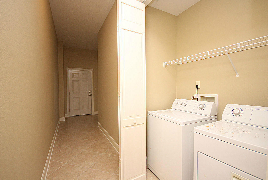 SIDES MORENO POINT WEST - Residential