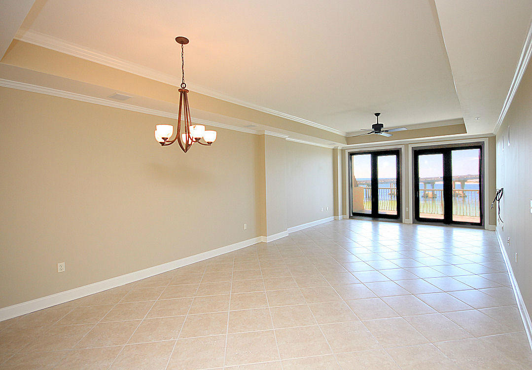 SIDES MORENO POINT WEST - Residential