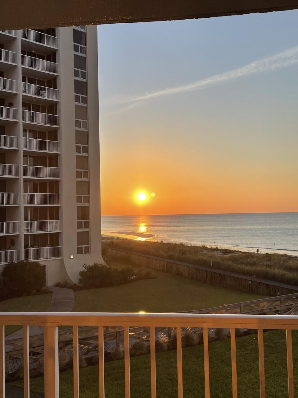 SHORELINE TOWERS 2 - Residential