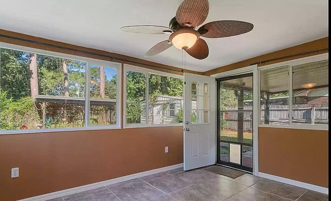 PINE MEADOWS 2ND ADDN - Residential