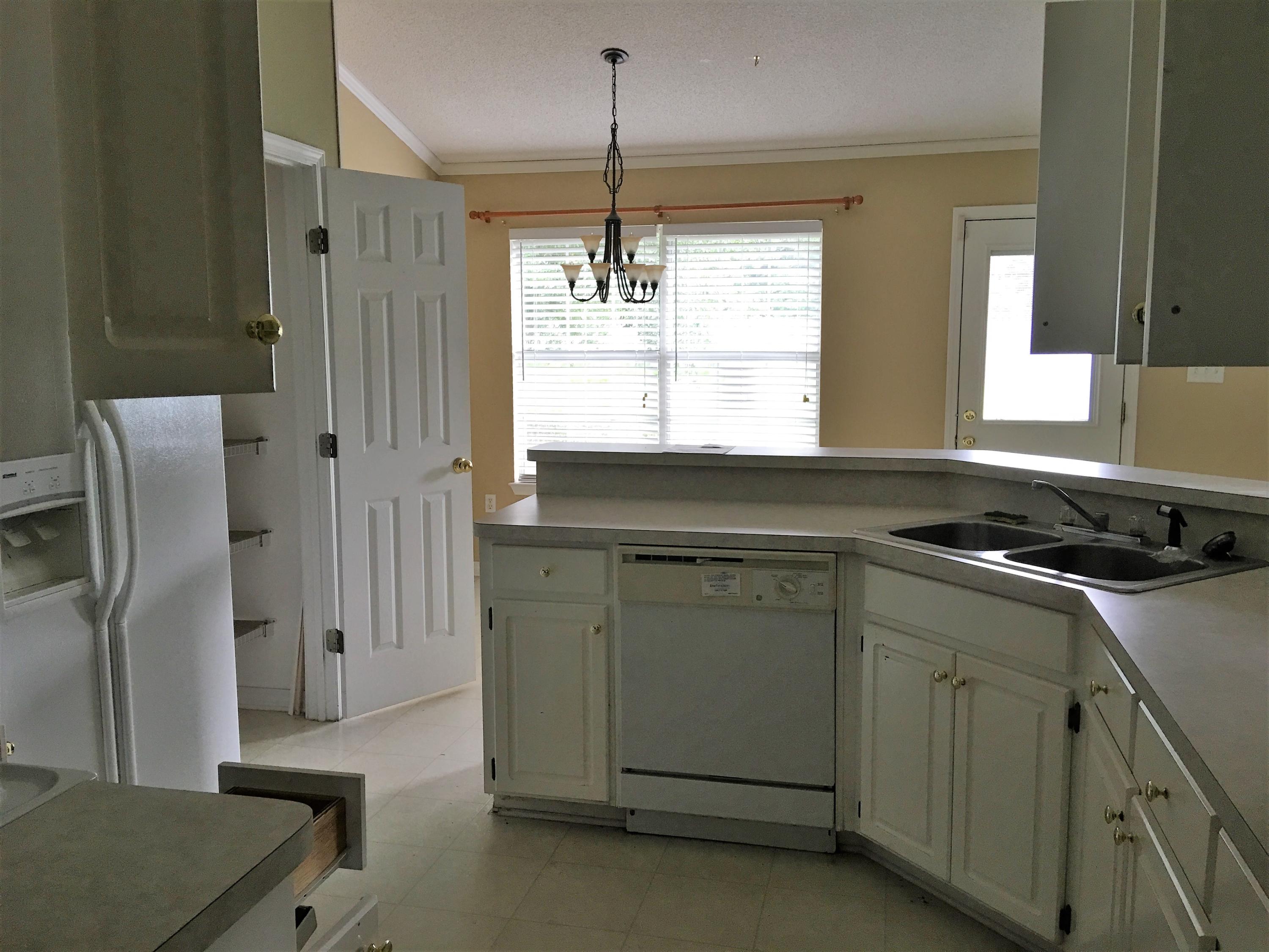 CHEROKEE BEND S/D PH 2 - Residential