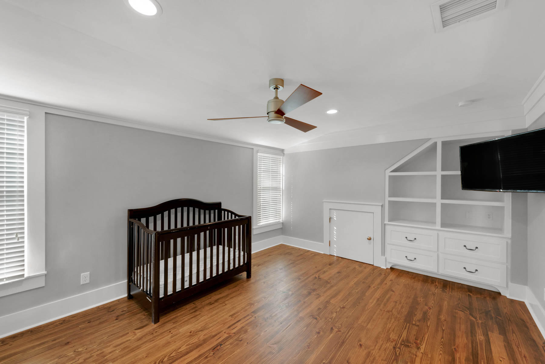 WATERCOLOR - Residential