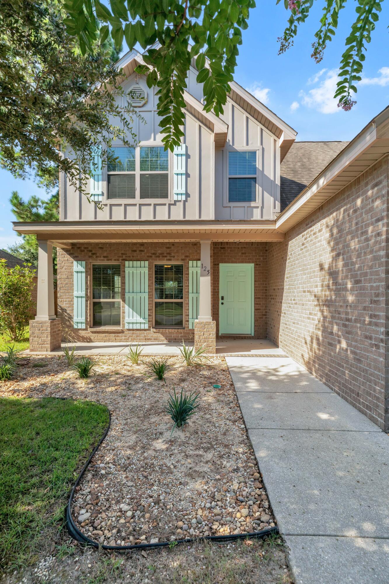 HAMMOCK BAY - Residential