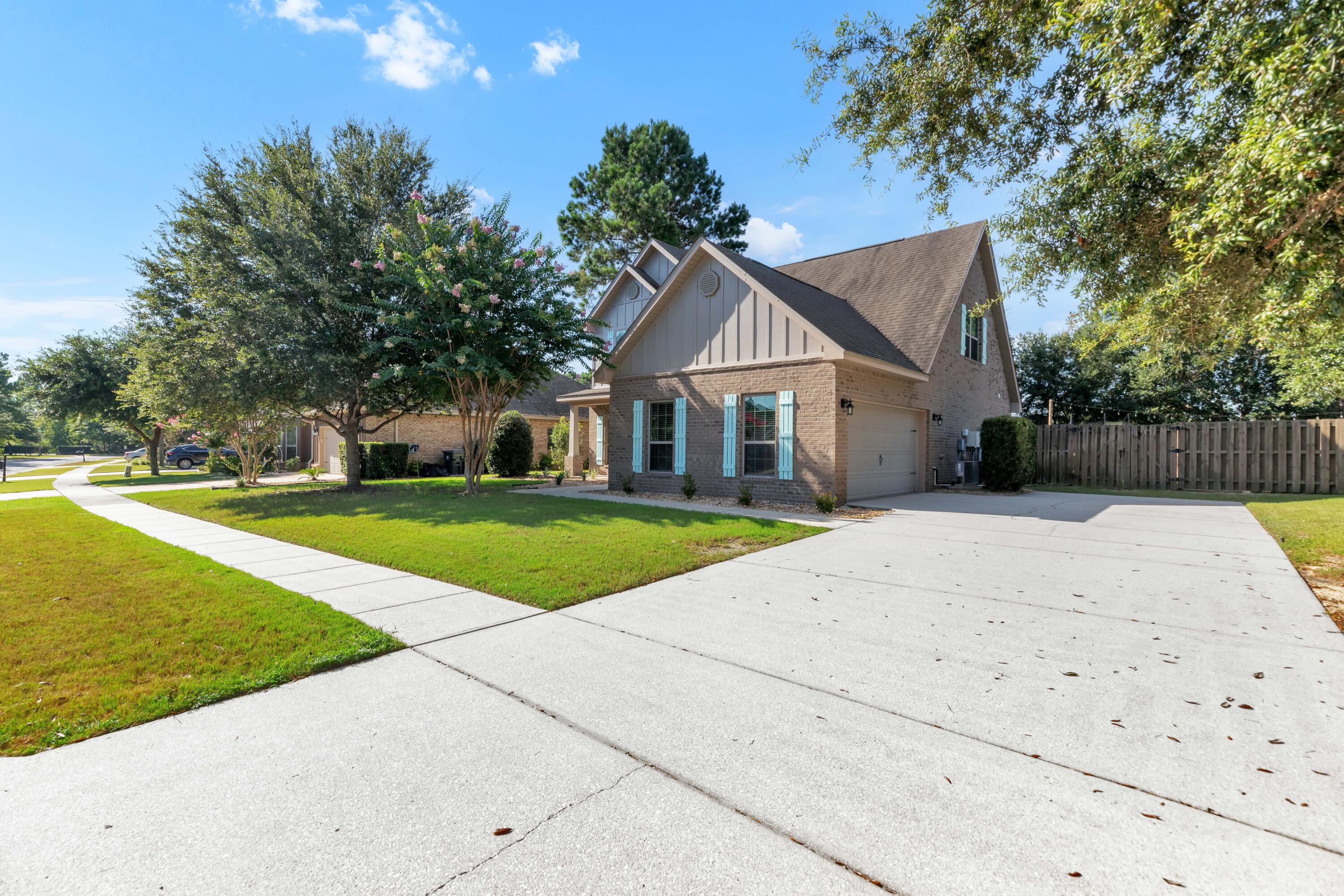 HAMMOCK BAY - Residential