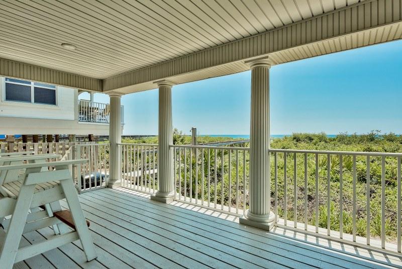 Lot 9-B BEING MORE PARTICULARLY DESCRIBED AS:COM AT THE NE/C OF LOT 10 DANABEACH S/D - Residential
