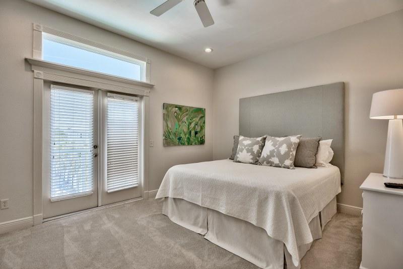 Lot 9-B BEING MORE PARTICULARLY DESCRIBED AS:COM AT THE NE/C OF LOT 10 DANABEACH S/D - Residential