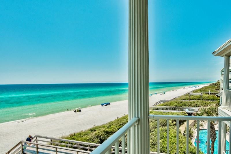 Lot 9-B BEING MORE PARTICULARLY DESCRIBED AS:COM AT THE NE/C OF LOT 10 DANABEACH S/D - Residential