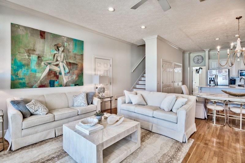 Lot 9-B BEING MORE PARTICULARLY DESCRIBED AS:COM AT THE NE/C OF LOT 10 DANABEACH S/D - Residential