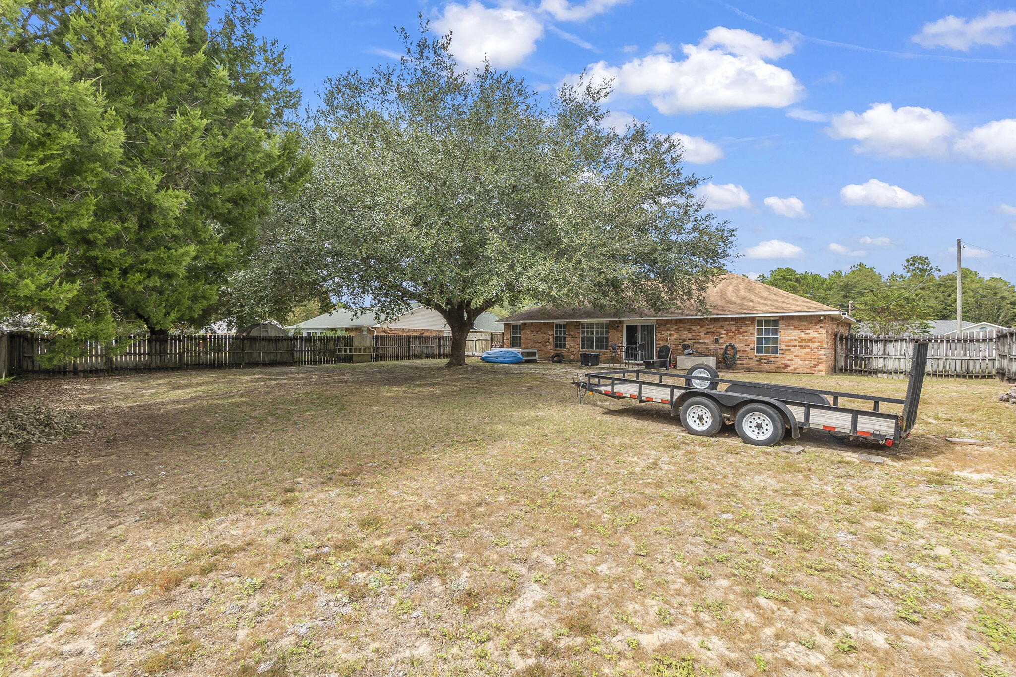 COUNTRY BREEZE ESTATES - Residential