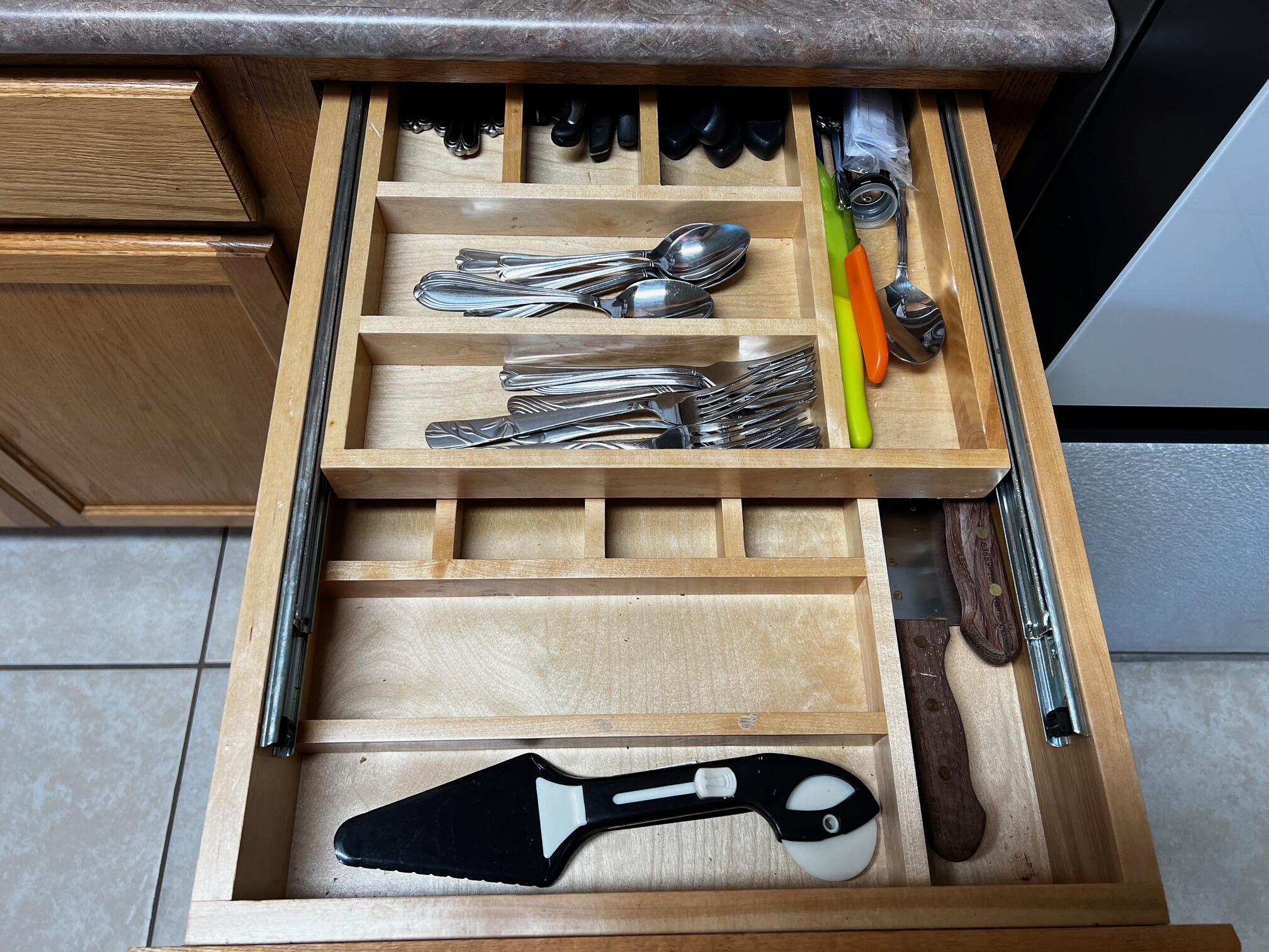 COUNTRY BREEZE ESTATES - Residential