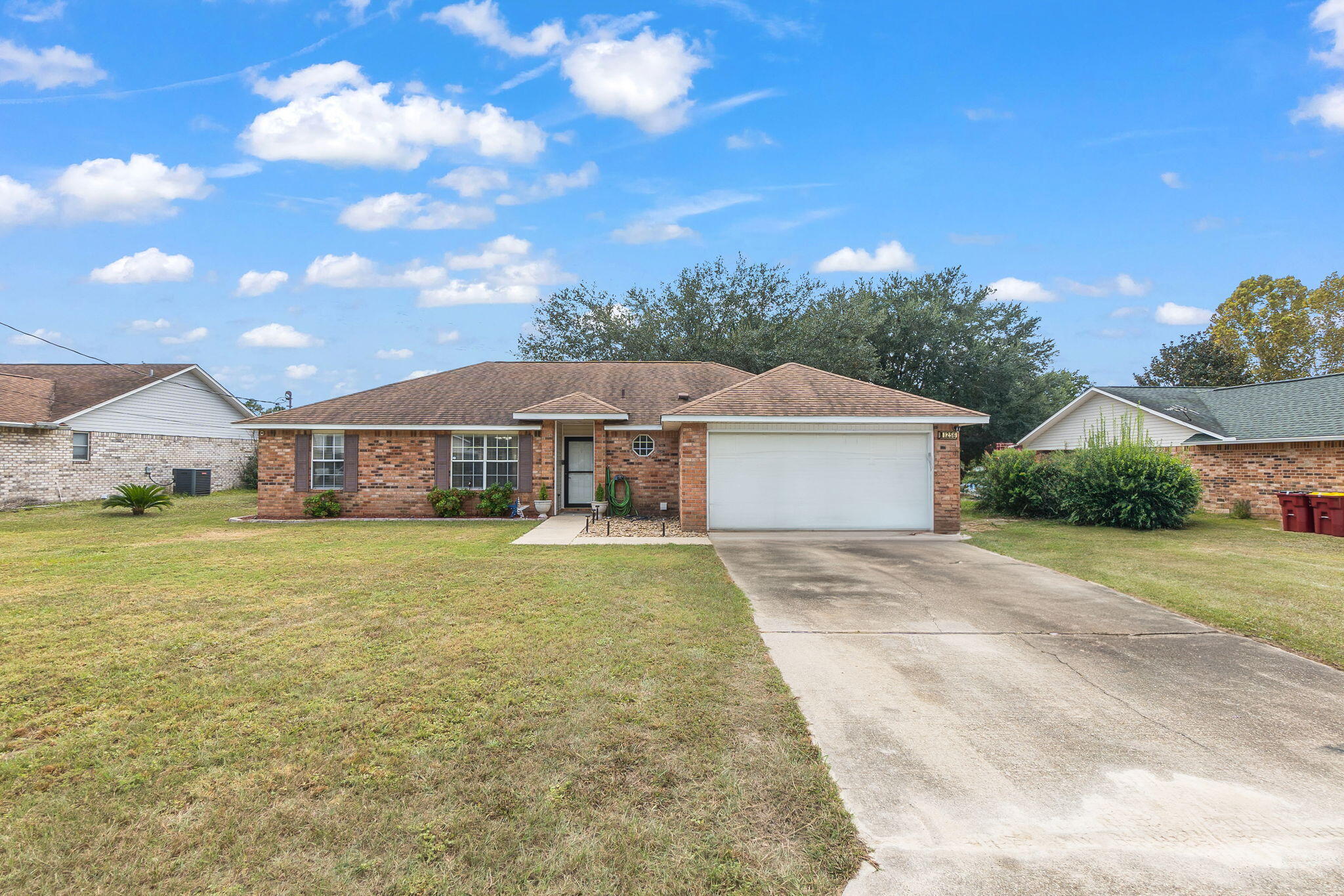 COUNTRY BREEZE ESTATES - Residential