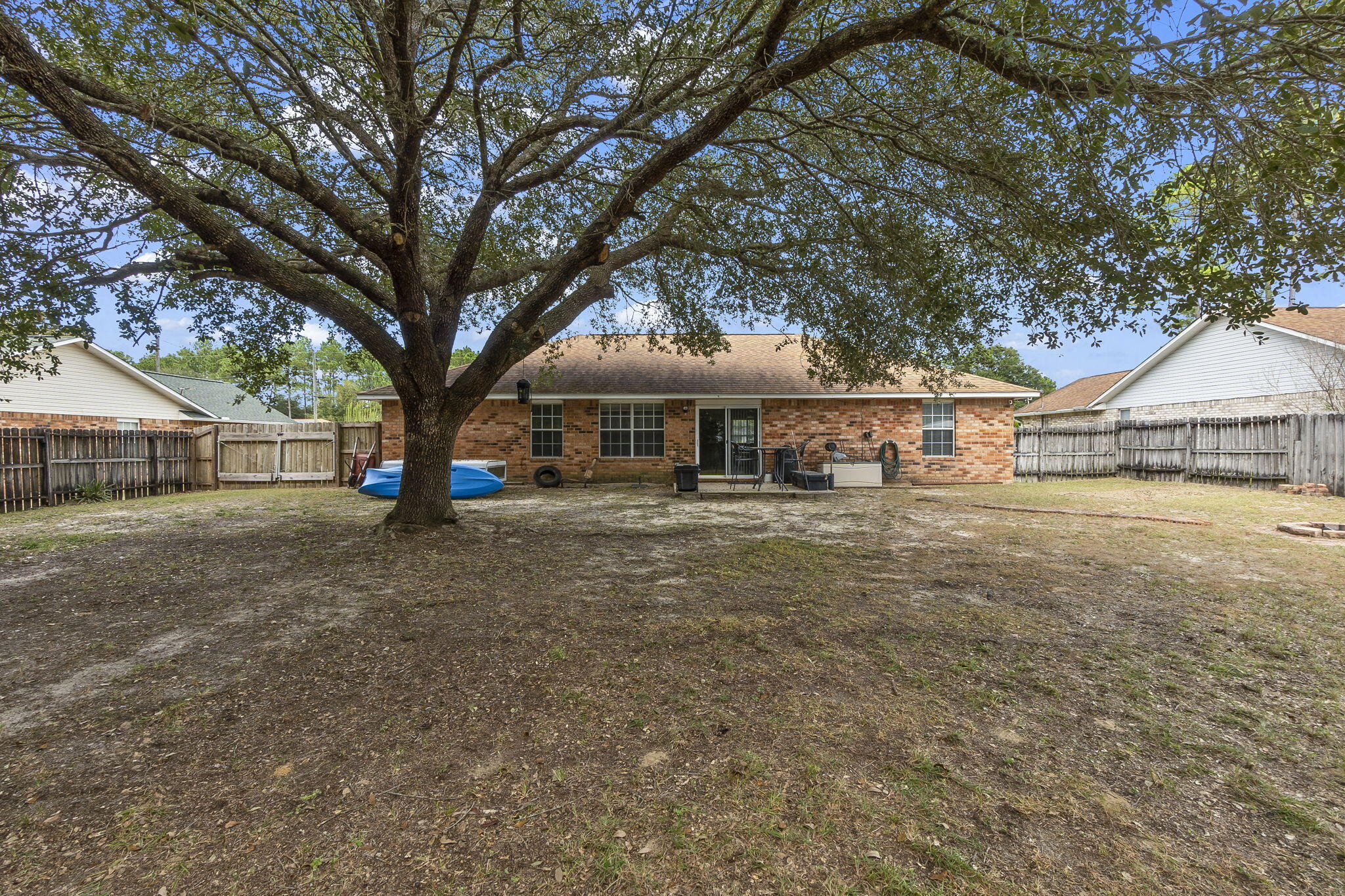 COUNTRY BREEZE ESTATES - Residential