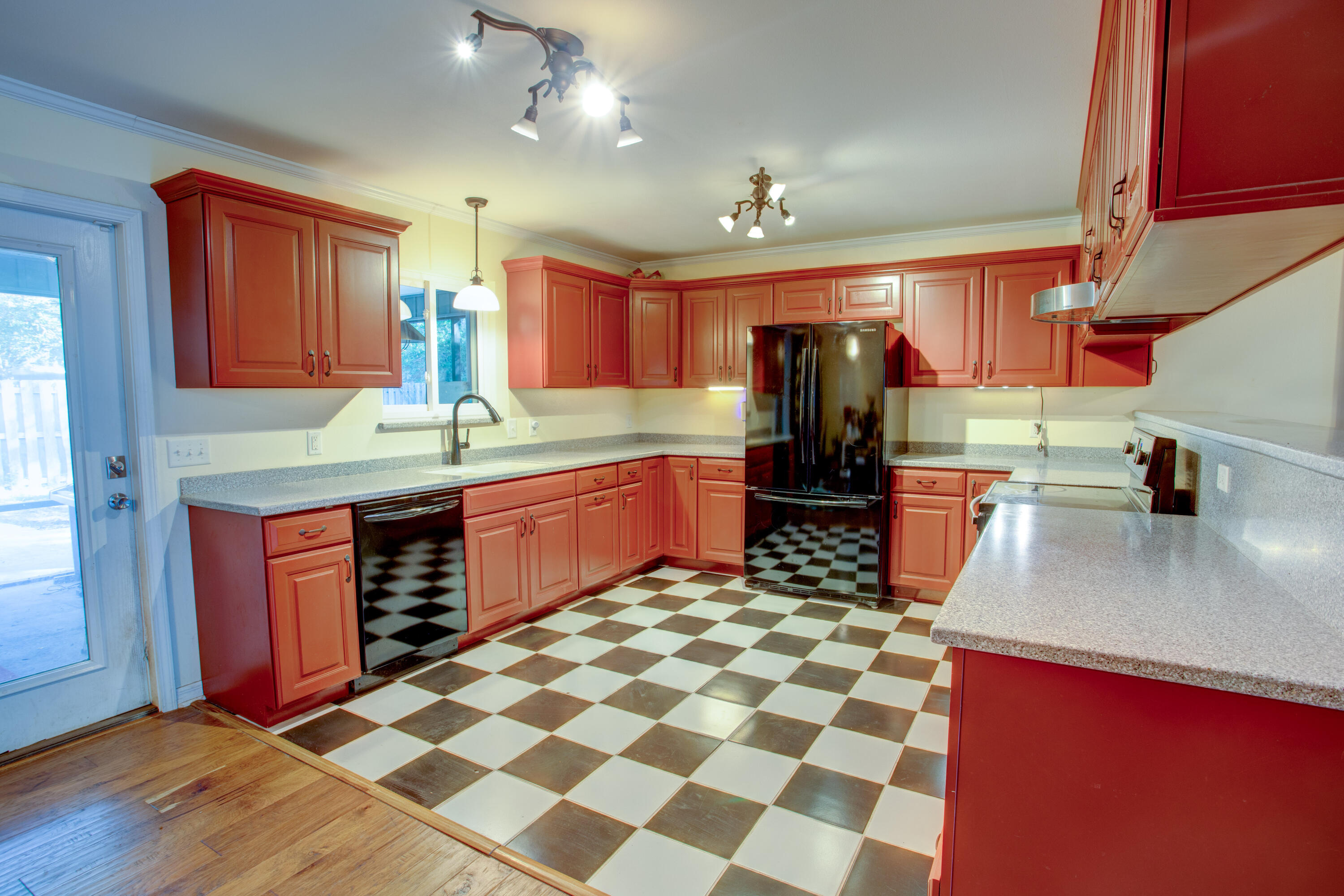 FOREST PARK LOT 30 BLK A - Residential