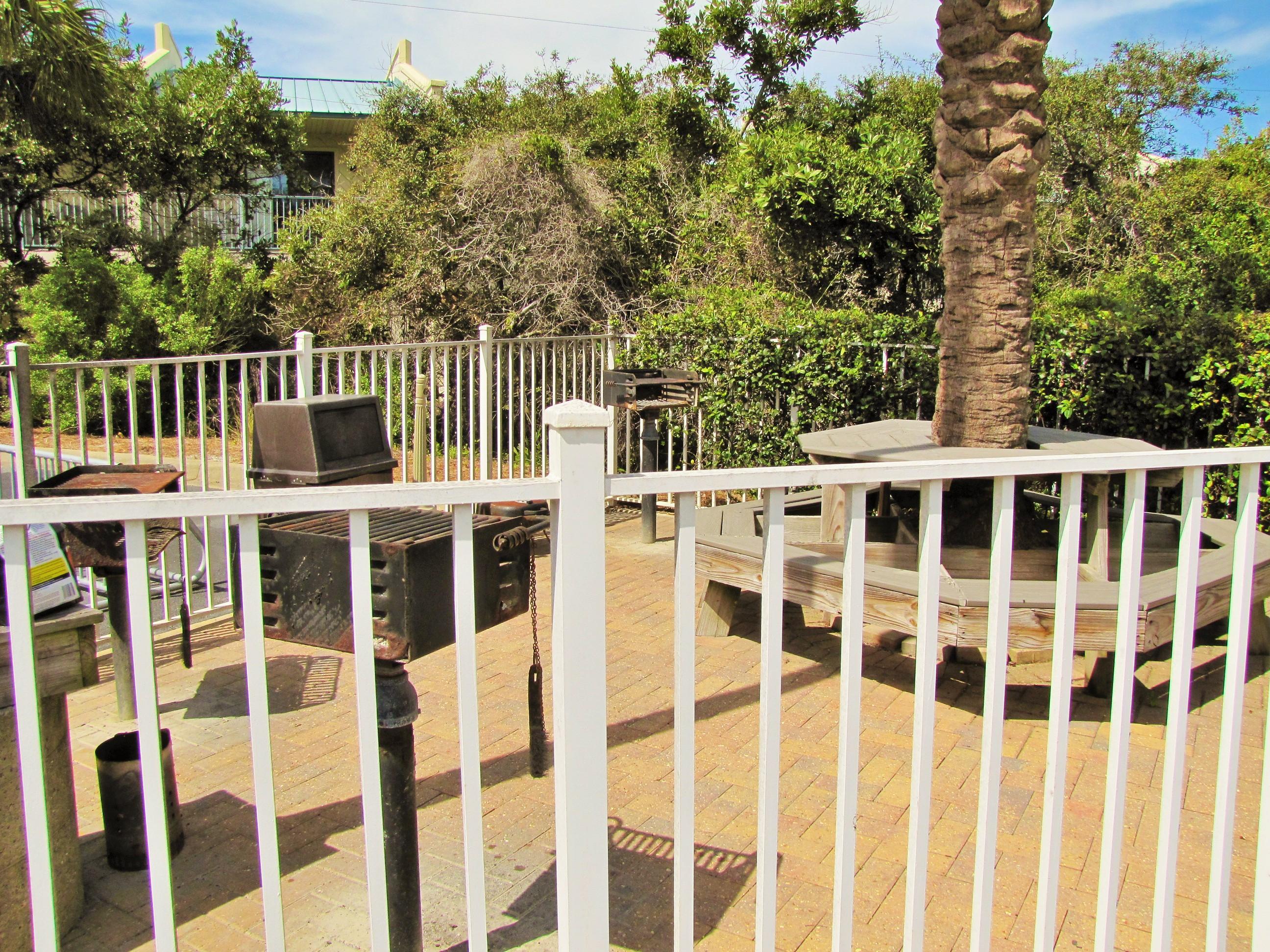 BEACH RETREAT - Residential