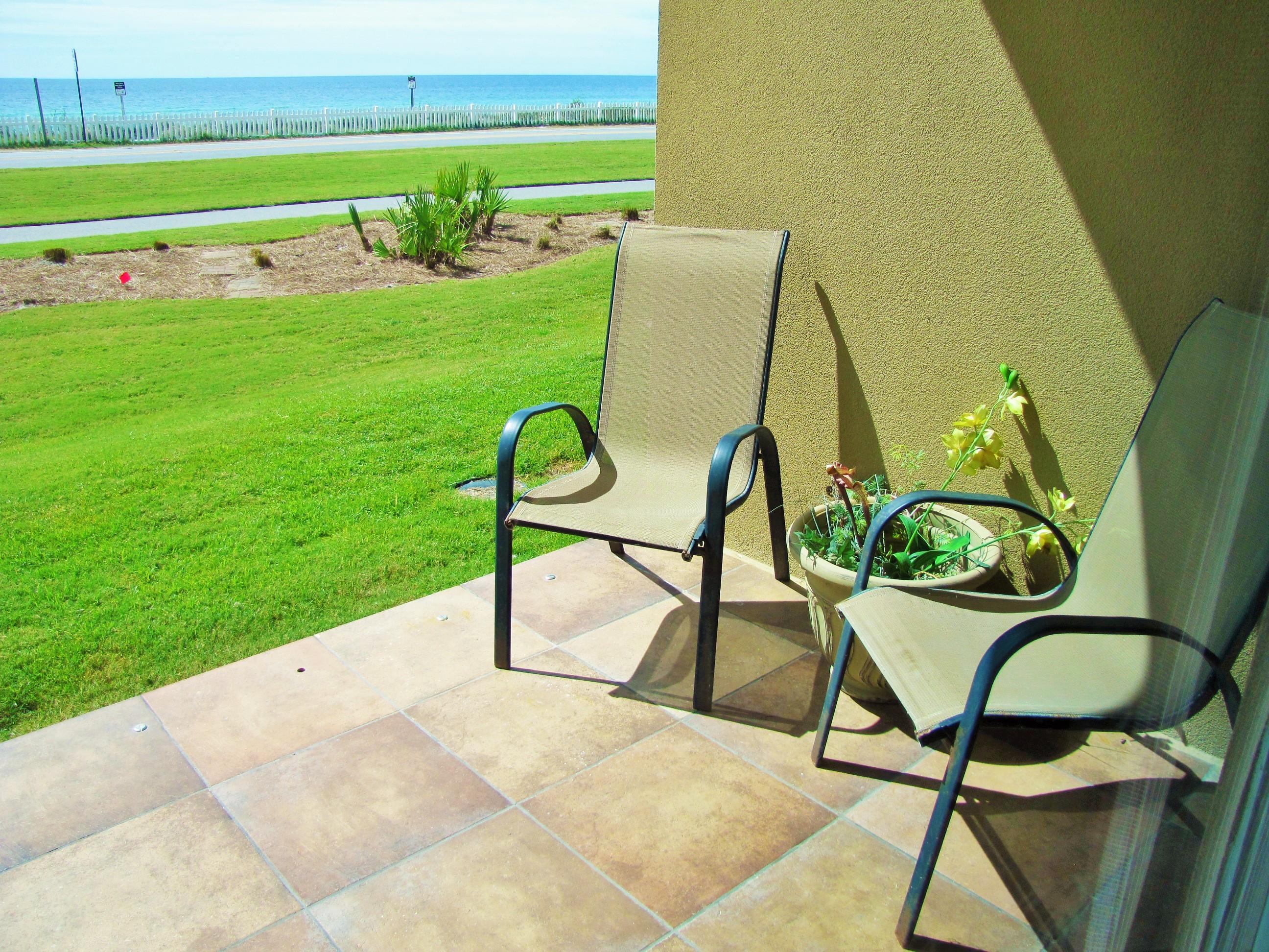 BEACH RETREAT - Residential