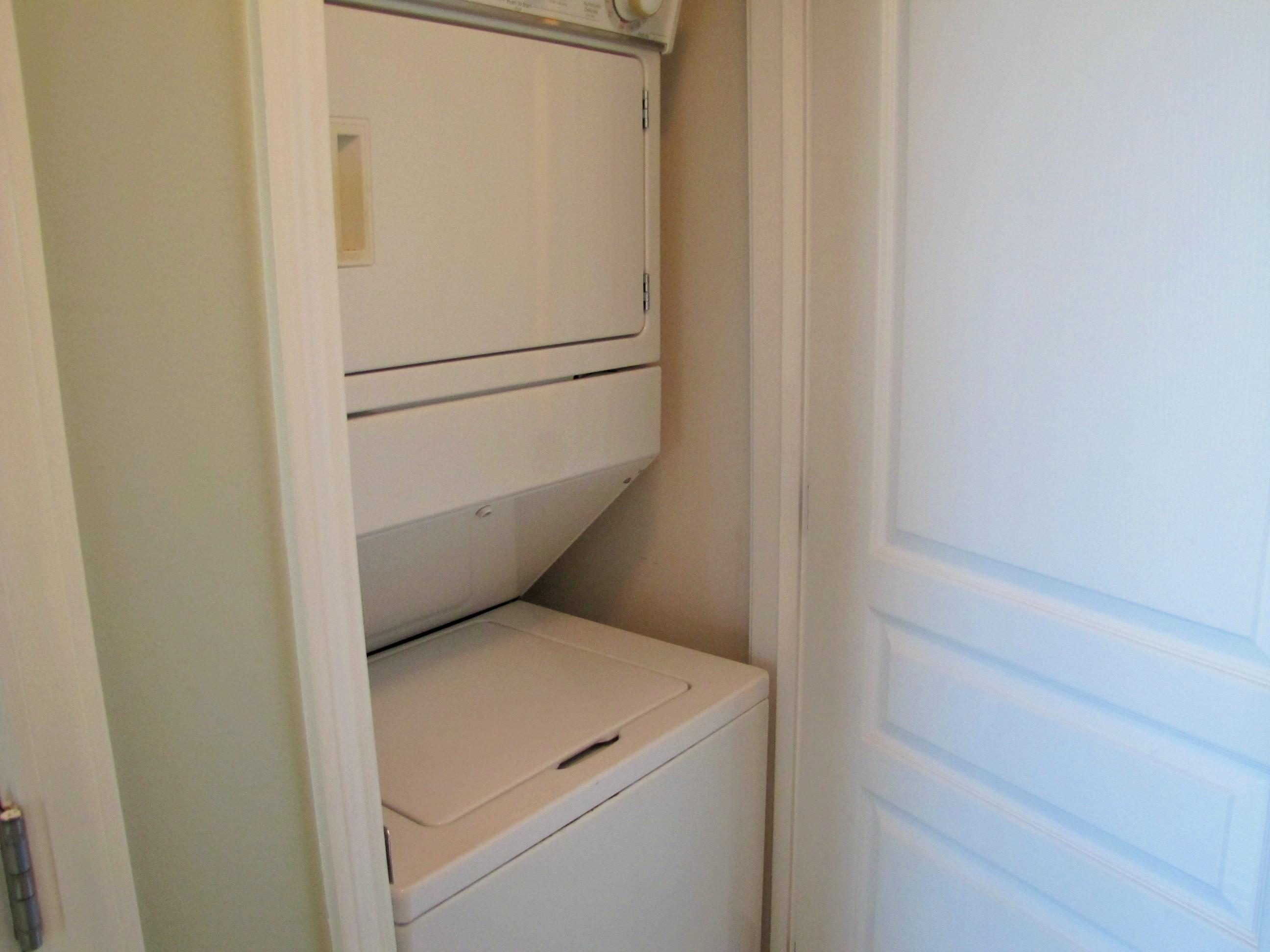 BEACH RETREAT - Residential