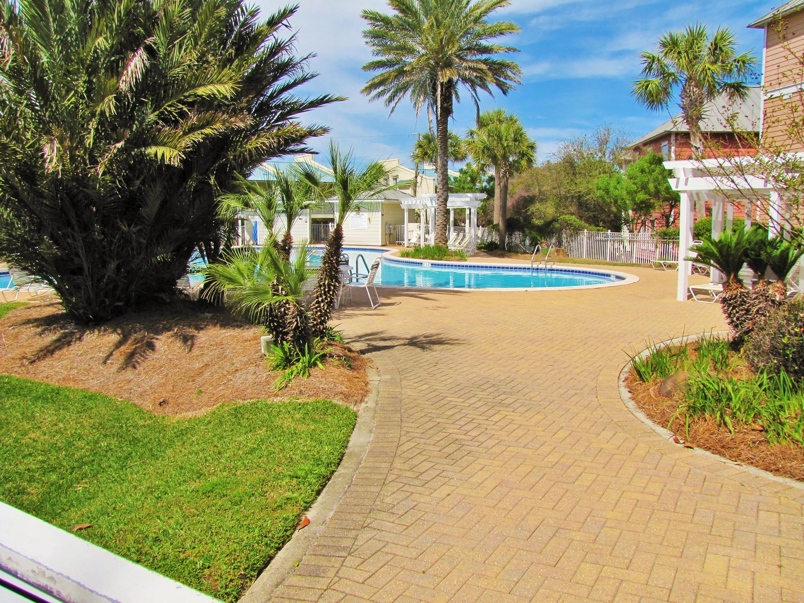 BEACH RETREAT - Residential