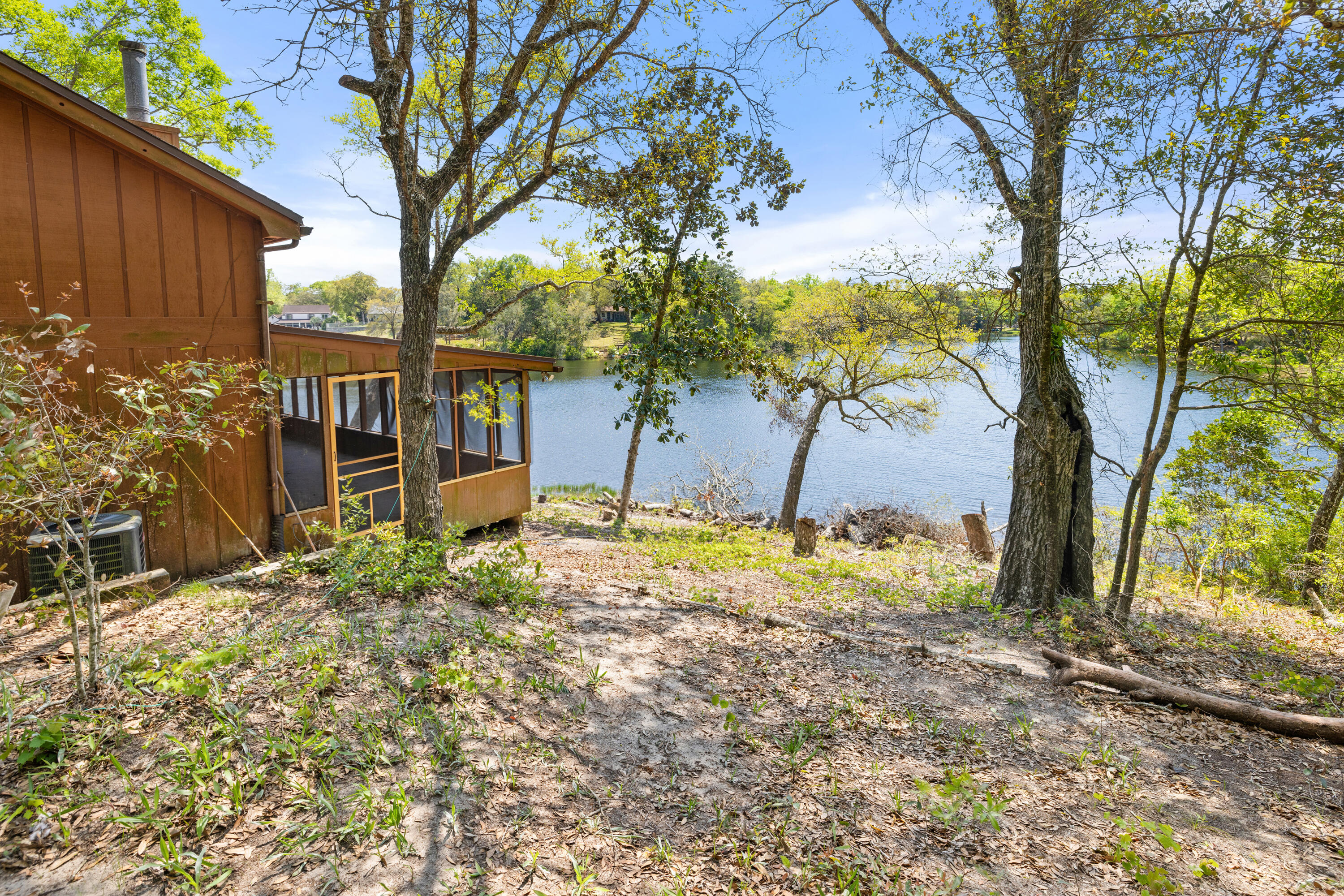 LAKE SHARON ESTATES - Residential