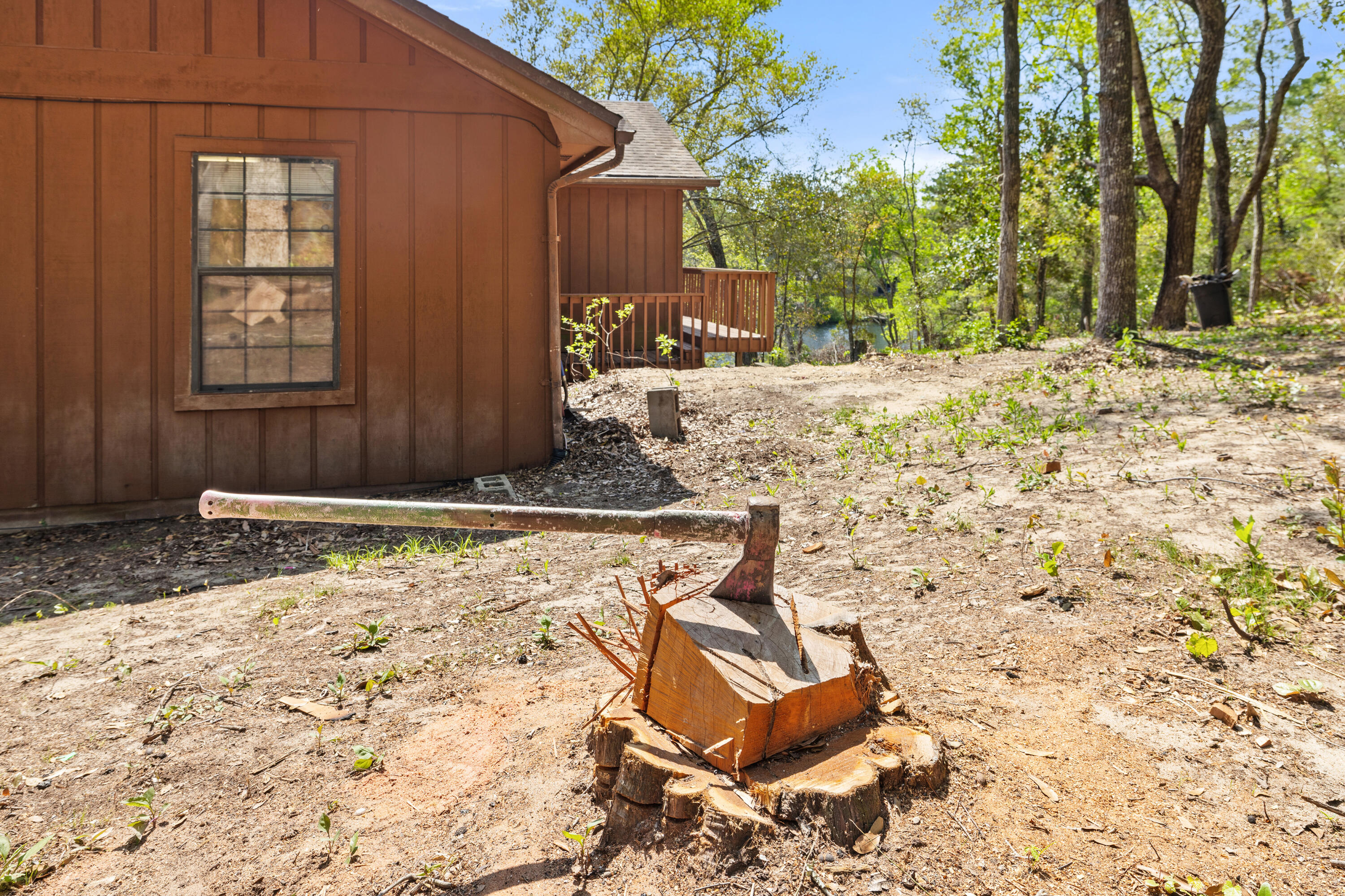 LAKE SHARON ESTATES - Residential